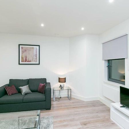 Deluxe Apartments By Heathrow Harmondsworth ภายนอก รูปภาพ