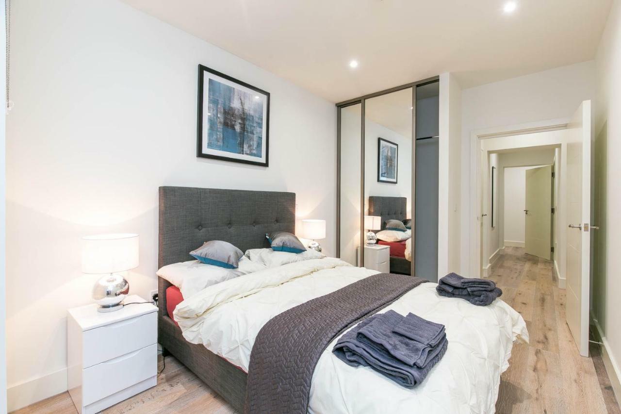 Deluxe Apartments By Heathrow Harmondsworth ภายนอก รูปภาพ