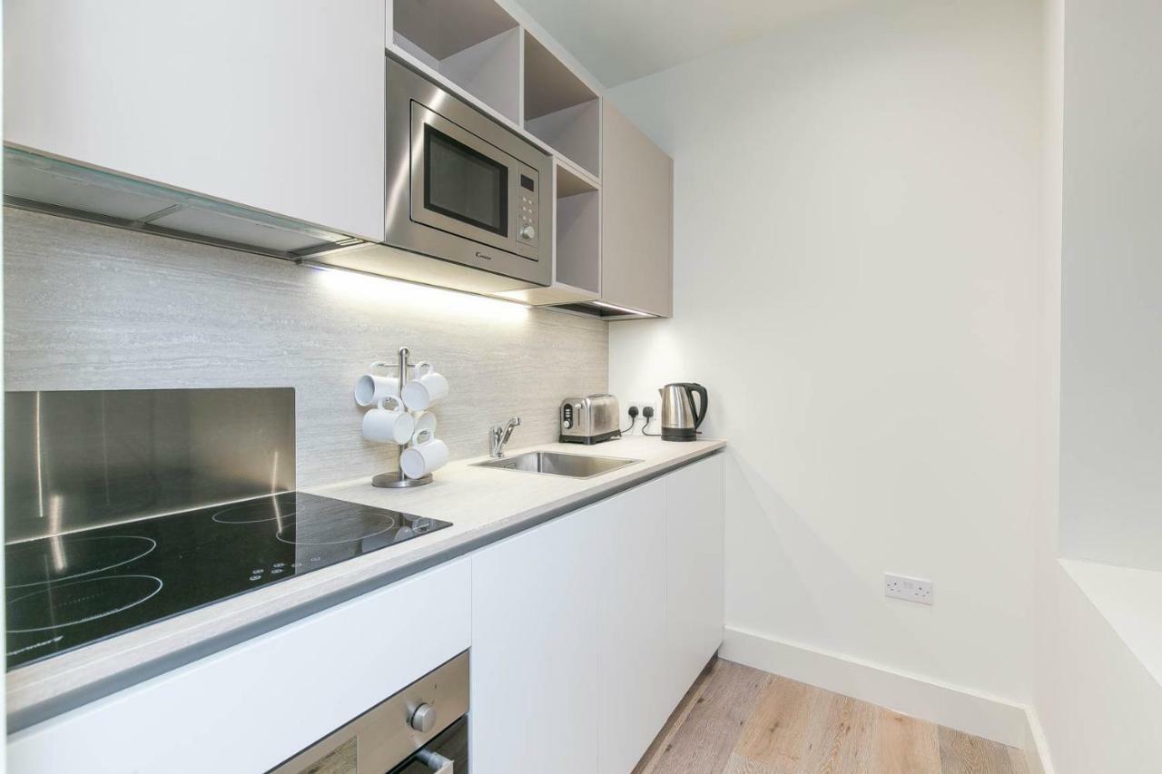 Deluxe Apartments By Heathrow Harmondsworth ภายนอก รูปภาพ
