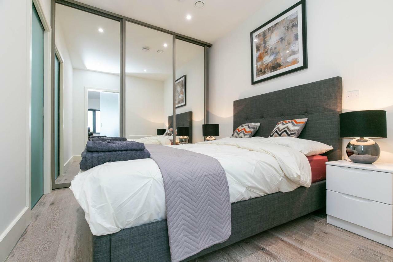 Deluxe Apartments By Heathrow Harmondsworth ภายนอก รูปภาพ
