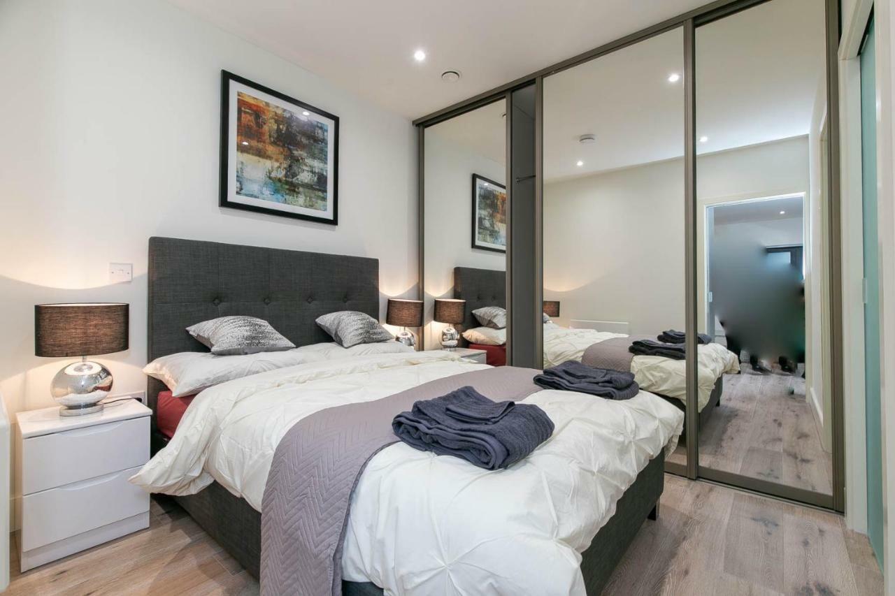 Deluxe Apartments By Heathrow Harmondsworth ภายนอก รูปภาพ